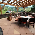 Apartman Gaestehaus Holzer Kreuz - 